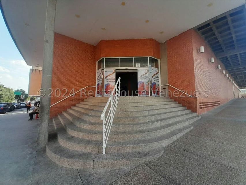 Comercial (Local Comercial) en Alquiler en Centro, Lara