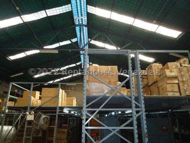 Comercial (Galpon - Deposito) en Venta en Sarria, Distrito Metropolitano - 15