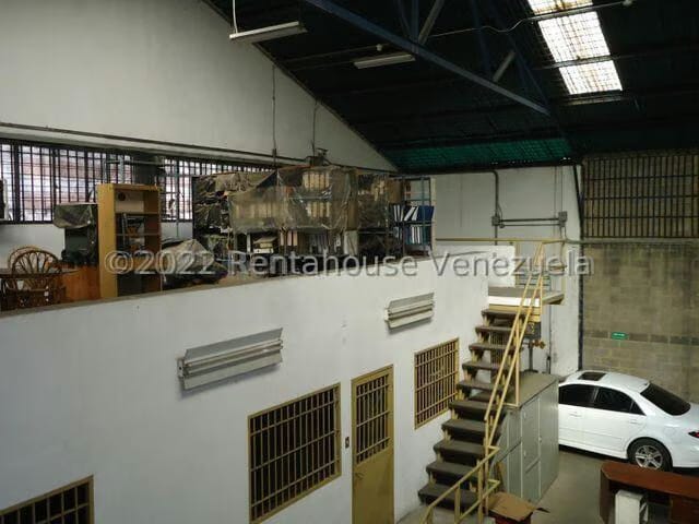 Comercial (Galpon - Deposito) en Venta en Sarria, Distrito Metropolitano - 8