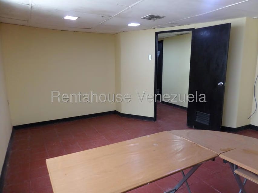 Comercial (Local Comercial) en Alquiler en Alta Florida, Distrito Metropolitano - 13