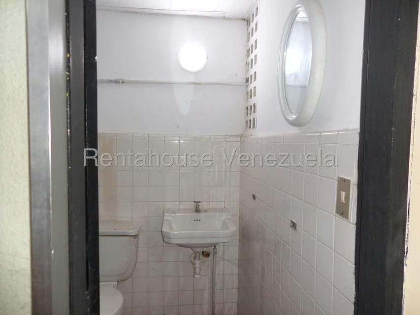 Comercial (Local Comercial) en Alquiler en Alta Florida, Distrito Metropolitano - 25
