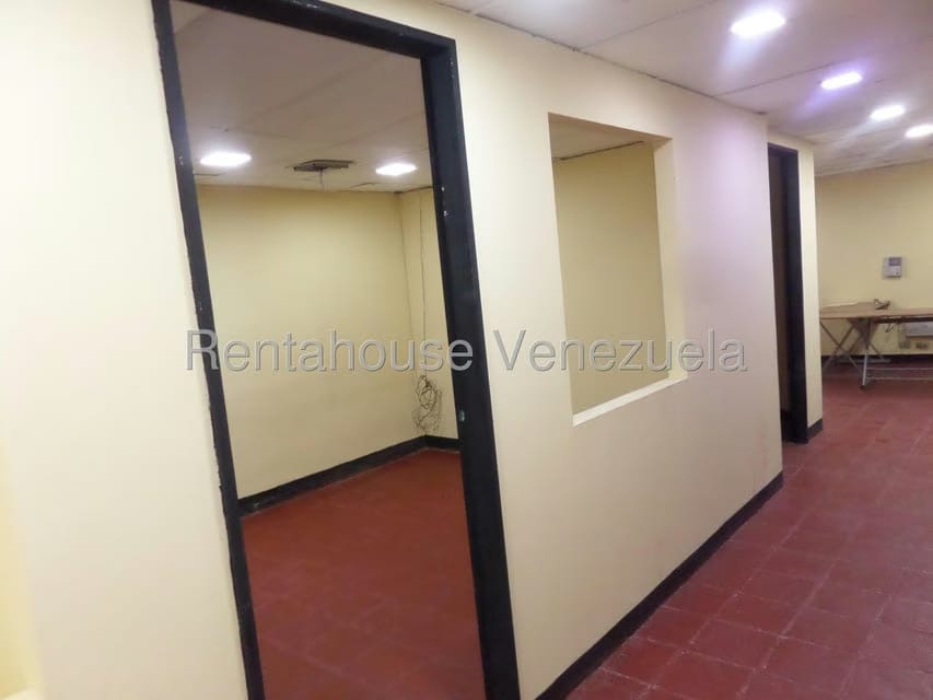 Comercial (Local Comercial) en Alquiler en Alta Florida, Distrito Metropolitano - 8