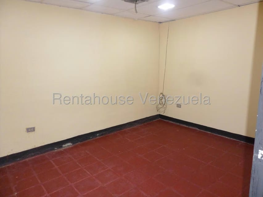 Comercial (Local Comercial) en Alquiler en Alta Florida, Distrito Metropolitano - 9