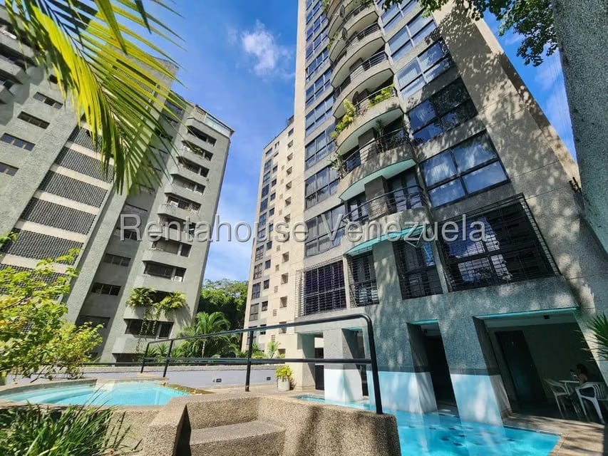 Apartamento (1 Nivel) en Alquiler en El Rosal, Distrito Metropolitano