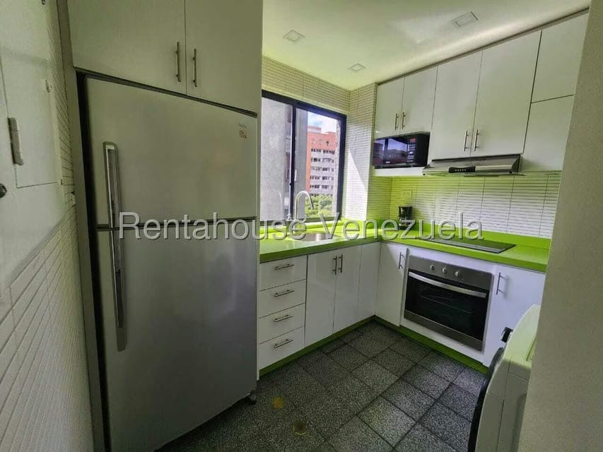 Apartamento (1 Nivel) en Alquiler en El Rosal, Distrito Metropolitano - 6
