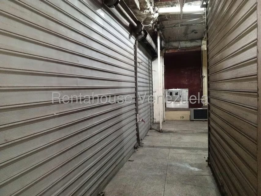 Comercial (Local Comercial) en Venta en Parroquia Santa Teresa, Distrito Metropolitano - 19