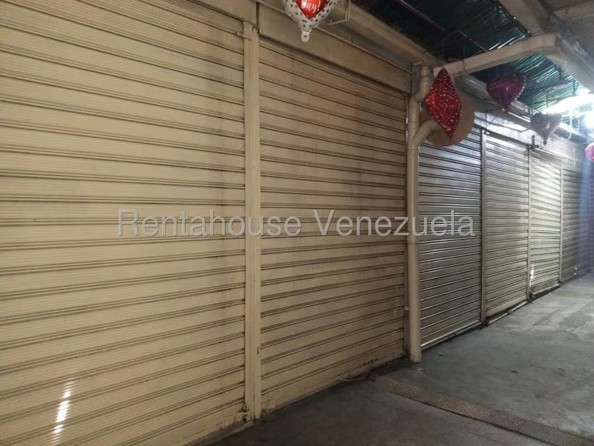 Comercial (Local Comercial) en Venta en Parroquia Santa Teresa, Distrito Metropolitano - 22