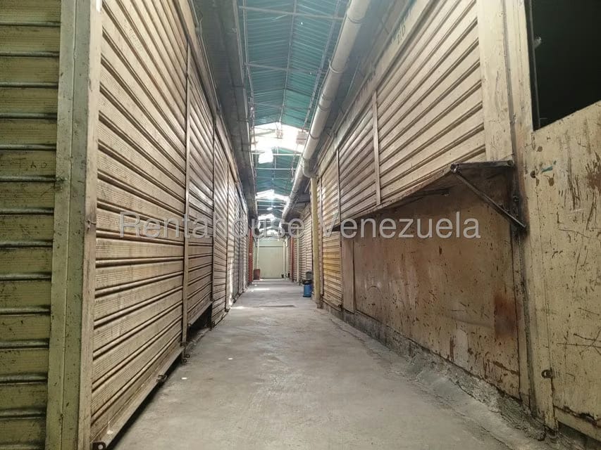 Comercial (Local Comercial) en Venta en Parroquia Santa Teresa, Distrito Metropolitano - 6
