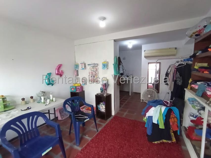 Comercial (Local Comercial) en Alquiler en Almarriera, Lara - 4