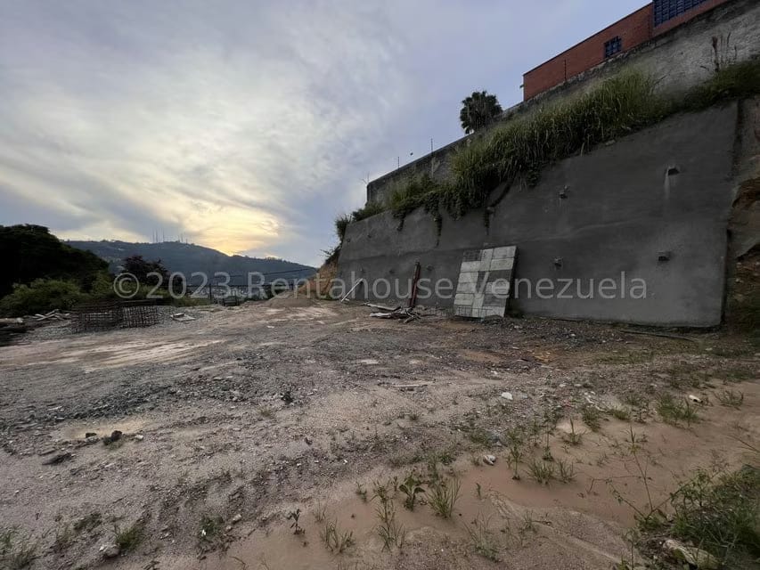 Terreno (Comercial) en Venta en Alto Hatillo, Distrito Metropolitano - 4