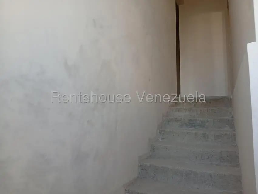 Townhouse (Duplex) en Venta en Avenida 34, Zulia - 6