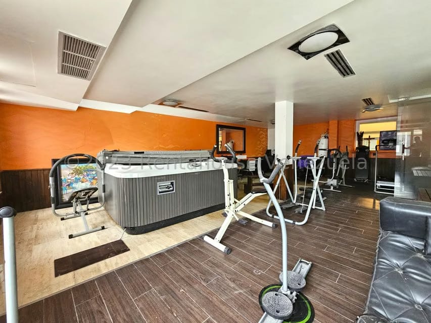 Casa (Duplex) en Venta en Zona Este, Lara - 18
