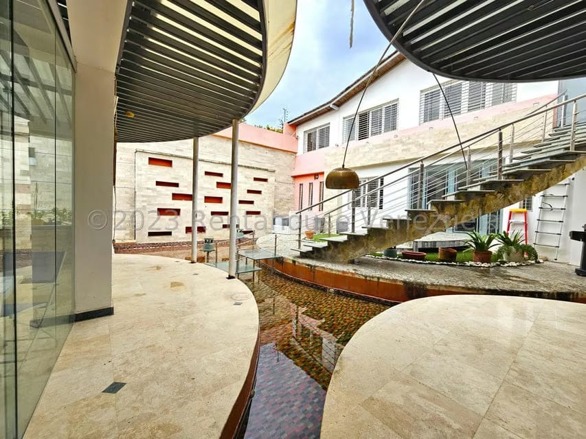 Casa (Duplex) en Venta en Zona Este, Lara - 29