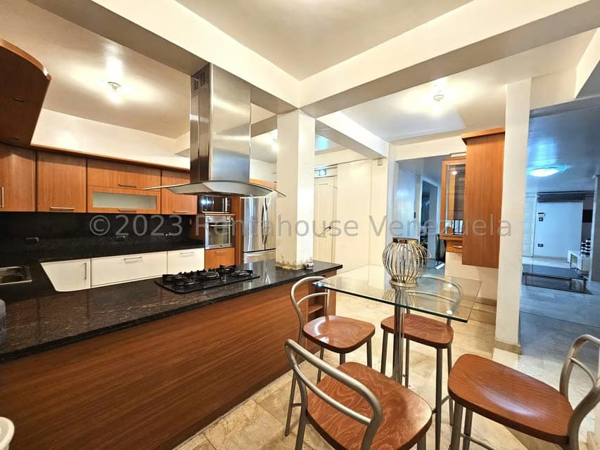 Casa (Duplex) en Venta en Zona Este, Lara - 8