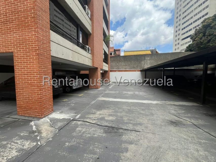 Apartamento (1 Nivel) en Venta en La Campiña, Distrito Metropolitano - 23