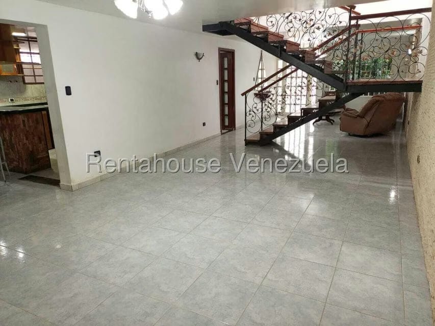 Casa (Duplex) en Venta en Santa Fe Sur, Distrito Metropolitano - 9