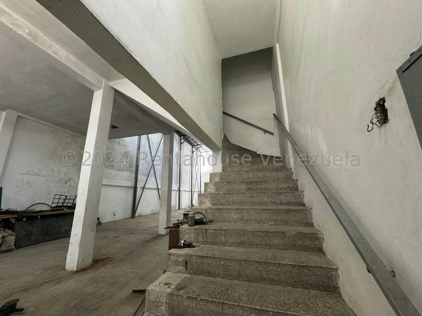 Comercial (Galpon - Deposito) en Venta en San Juan, Distrito Metropolitano - 4