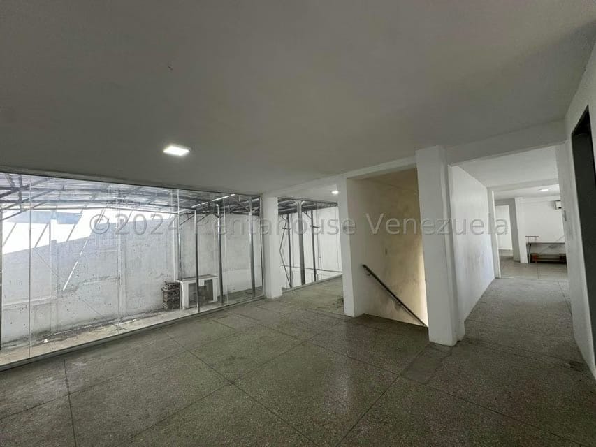 Comercial (Galpon - Deposito) en Venta en San Juan, Distrito Metropolitano - 6