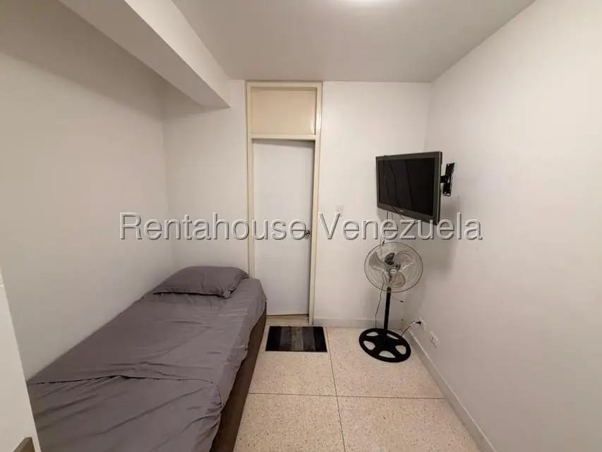 Apartamento (1 Nivel) en Venta en La Florida, Distrito Metropolitano - 15