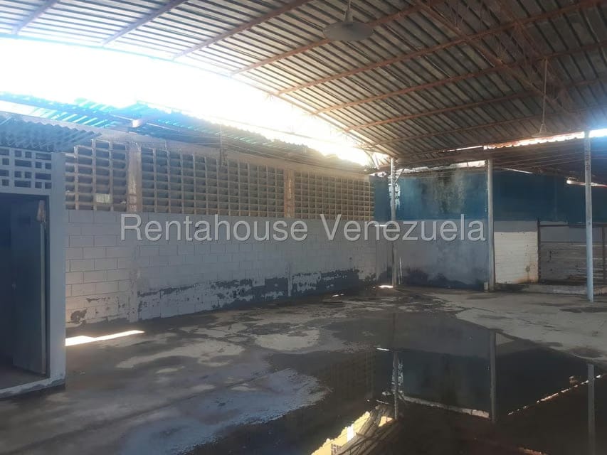 Comercial (Galpon - Deposito) en Alquiler en Intercomunal, Zulia - 16