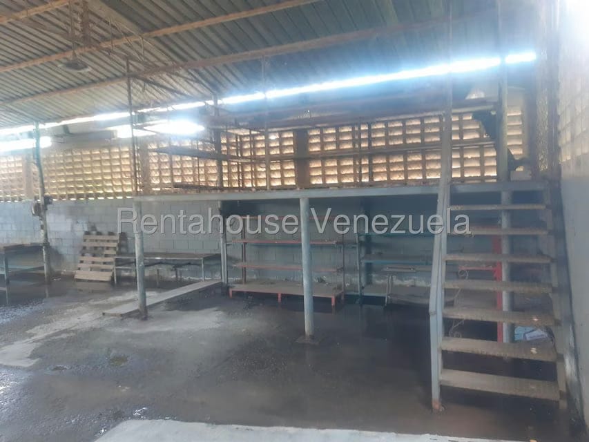 Comercial (Galpon - Deposito) en Alquiler en Intercomunal, Zulia - 18