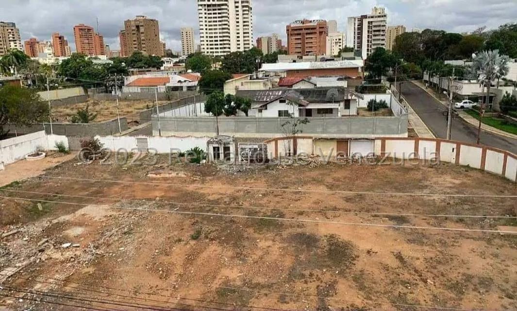Terreno (Residencial) en Venta en Creole, Zulia - 3