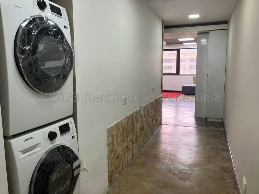Apartamento (1 Nivel) en Alquiler en Chuao, Distrito Metropolitano - 9