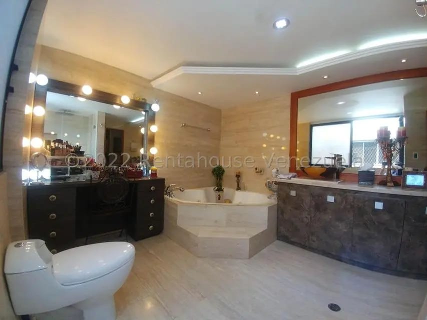 Apartamento (Duplex) en Alquiler en Manzanares, Distrito Metropolitano - 33