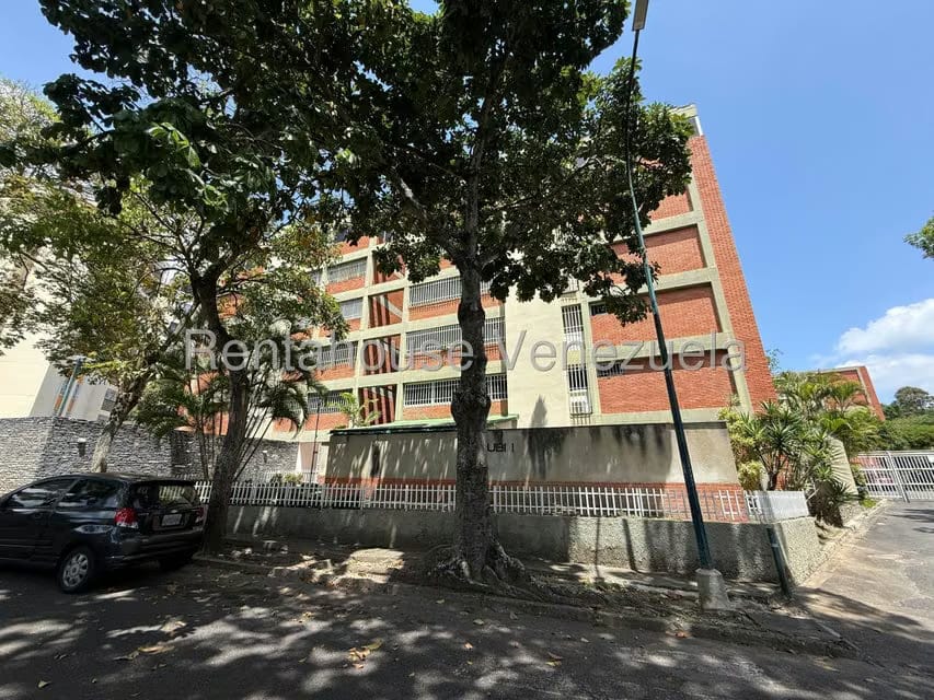 Apartamento (1 Nivel) en Alquiler en Colinas de Los Ruices, Distrito Metropolitano - 2