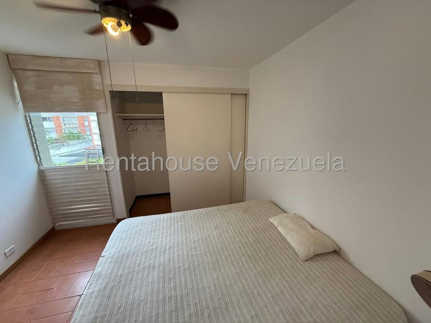 Apartamento (1 Nivel) en Alquiler en Colinas de Los Ruices, Distrito Metropolitano - 12
