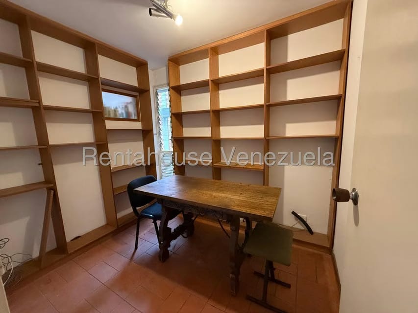 Apartamento (1 Nivel) en Alquiler en Colinas de Los Ruices, Distrito Metropolitano - 17