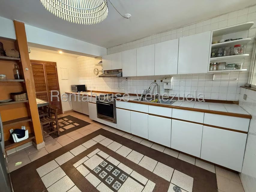 Apartamento (1 Nivel) en Alquiler en Colinas de Los Ruices, Distrito Metropolitano - 18