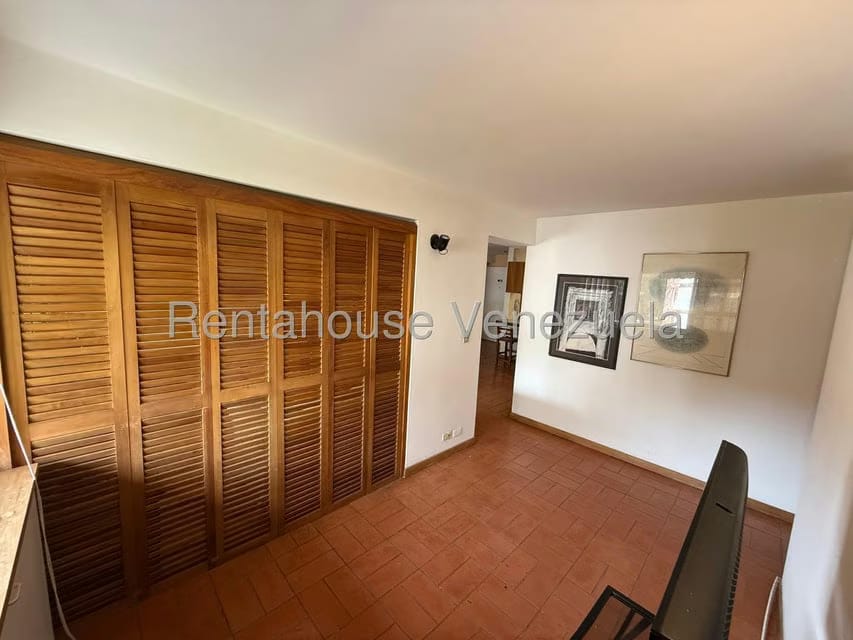 Apartamento (1 Nivel) en Alquiler en Colinas de Los Ruices, Distrito Metropolitano - 25