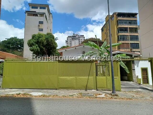 Casa (Multipes Niveles) en Venta en Las Acacias, Distrito Metropolitano - 2