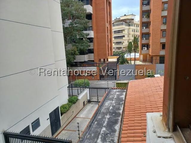 Casa (Multipes Niveles) en Venta en Las Acacias, Distrito Metropolitano - 36
