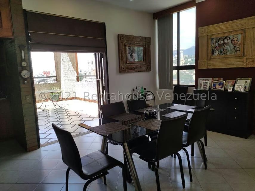 Apartamento (Penthouse) en Venta en La Florida, Distrito Metropolitano - 13