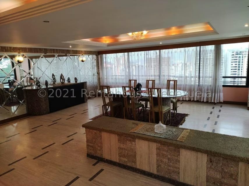 Apartamento (Penthouse) en Venta en La Florida, Distrito Metropolitano - 17