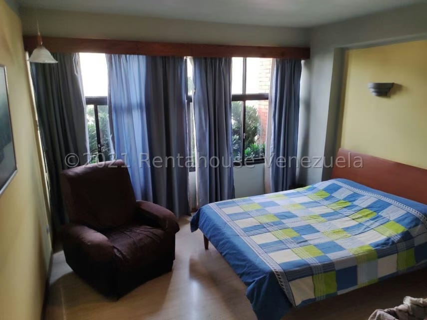 Apartamento (Penthouse) en Venta en La Florida, Distrito Metropolitano - 25