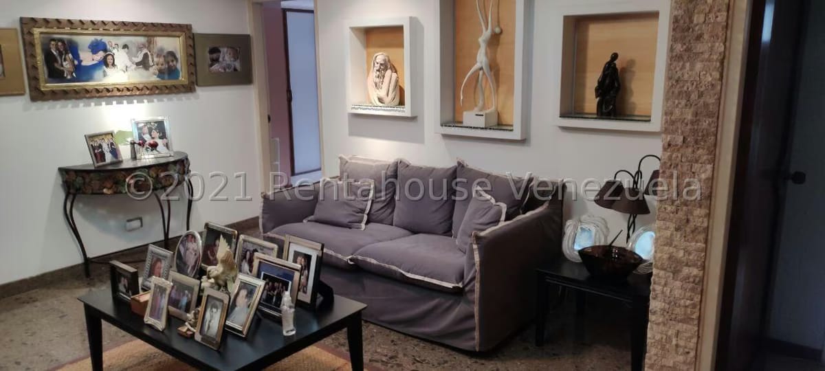Apartamento (Penthouse) en Venta en La Florida, Distrito Metropolitano - 33
