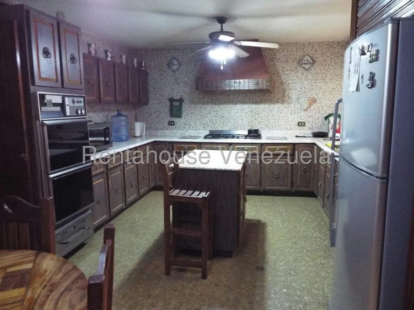 Casa (Multipes Niveles) en Venta en Montalban I, Distrito Metropolitano - 13