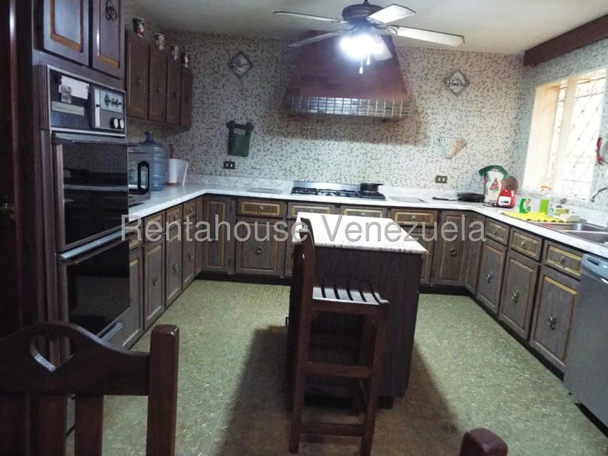 Casa (Multipes Niveles) en Venta en Montalban I, Distrito Metropolitano - 14