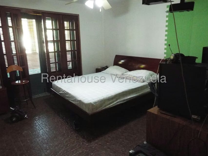 Casa (Multipes Niveles) en Venta en Montalban I, Distrito Metropolitano - 23