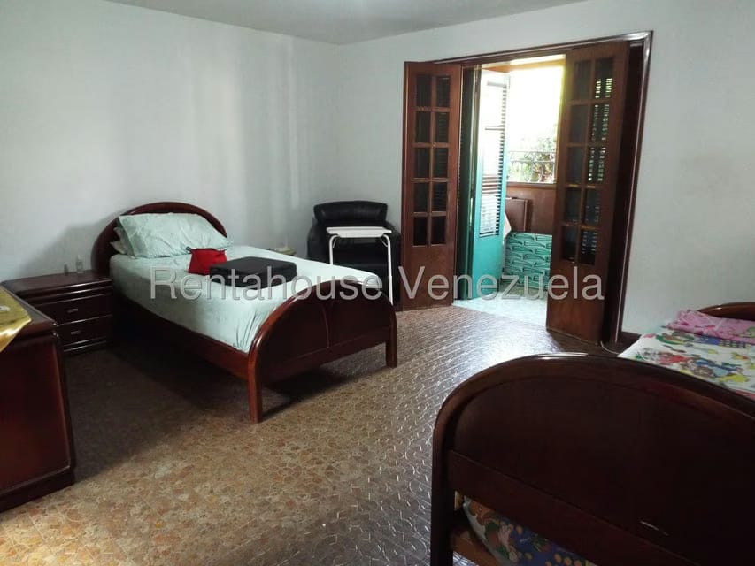 Casa (Multipes Niveles) en Venta en Montalban I, Distrito Metropolitano - 25