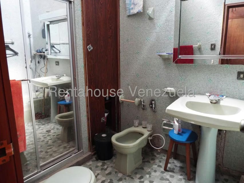 Casa (Multipes Niveles) en Venta en Montalban I, Distrito Metropolitano - 27