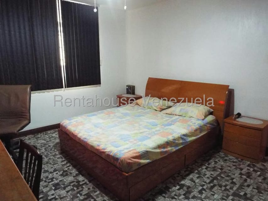 Casa (Multipes Niveles) en Venta en Montalban I, Distrito Metropolitano - 30