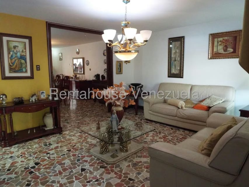 Casa (Multipes Niveles) en Venta en Montalban I, Distrito Metropolitano - 4