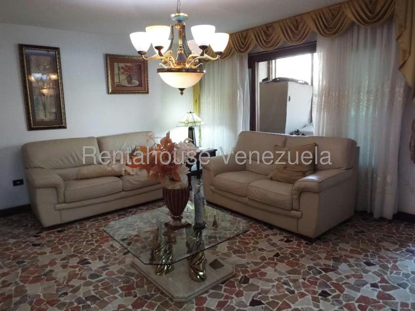 Casa (Multipes Niveles) en Venta en Montalban I, Distrito Metropolitano - 5