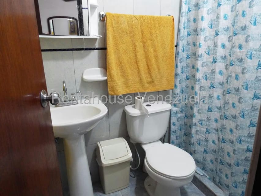 Casa (Multipes Niveles) en Venta en Montalban I, Distrito Metropolitano - 42