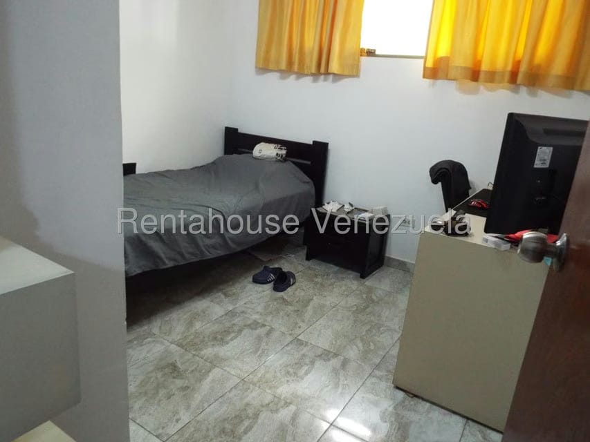 Casa (Multipes Niveles) en Venta en Montalban I, Distrito Metropolitano - 43