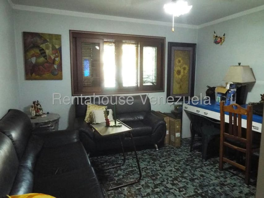 Casa (Multipes Niveles) en Venta en Montalban I, Distrito Metropolitano - 8